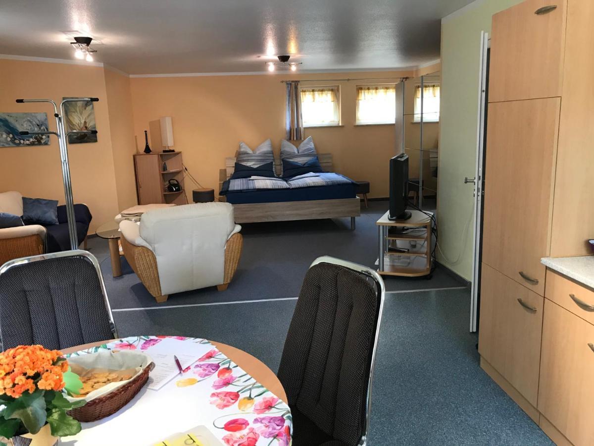 Ferienwohnung Storchenwiese In Nuthetal Ot Saarmund Esterno foto